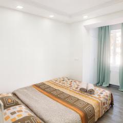 Apartment "B" with a separate bedroom