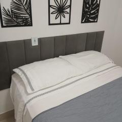 Apartamento á 1200m da Praia de Itapua