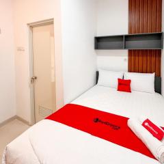 RedDoorz at Simple Stay Cengger Ayam