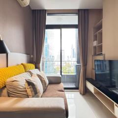 Ekkamai Bangkok Condo