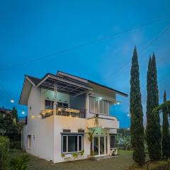 Villa Victory at Vila Istana Bunga