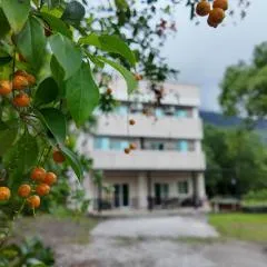 Shu Hai Cui Hu Homestay