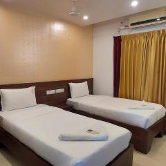 Hotel Sri Krishna Veg and Residency Murugeshpalya