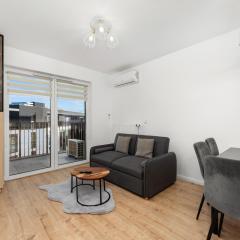 Imperial Capital Apartments by BookingHost