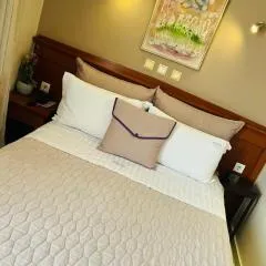 Triton Hotel Piraeus