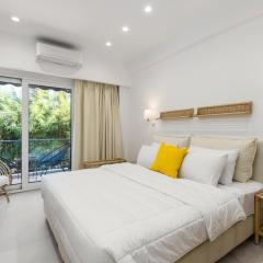 Lemon pie by halu! Charming studio next to Aristotelous Square