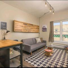 Appleton Downtown 1-Bedroom Stay