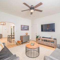 Downtown 2 Bedroom Home - Office