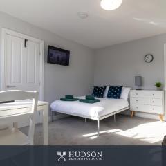 Donnington Apartments - Studio 5