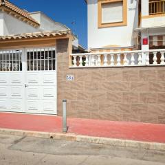 Bungalow in Parque Las Naciones with Communal Pool