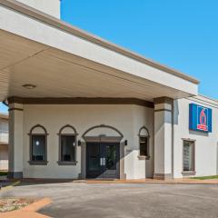 Studio 6 Hammond, LA I12 I55