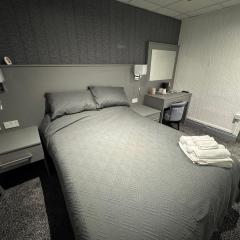 Waverley Beach Hotel