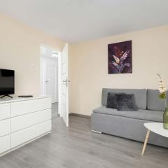 Spacious Apartments in Rzeszów with Parking Spaces and Desks by Noclegi Renters