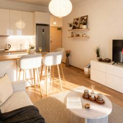 Maison Koromila - Boutique Apartment by the Sea