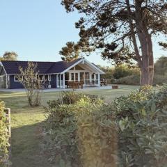 Lovely Holiday Home Near Hummingen Beach!