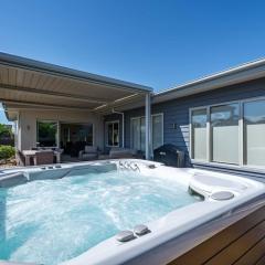 Wanaka Haven Spa Views and fantastic outdoor living