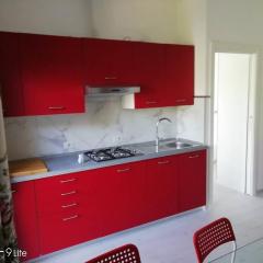 Villa tranquilla immersa nel verde a 2 Km dal mare