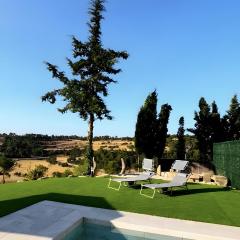 Cantó El Sech, Cottage With Pool