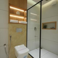 Royale Suites - Private Room