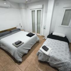 Habitación con baño privado en casa de 3 habitaciones