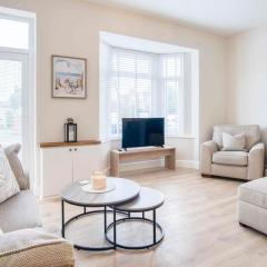 Seascape Retreat - 3 Bedroom Flat - Porthcawl