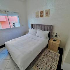 A8 Getaway in Tamraght, Fiber Wi-Fi, 5 min to beach