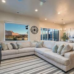 30 | Poolhouse at Ocotillo Springs with Private Pool and Views