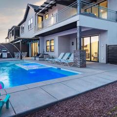 52| Aloha Poolhouse at Ocotillo Springs Resort with Pool