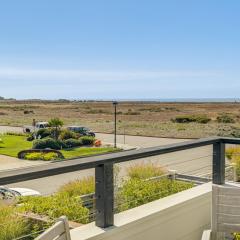 Walk to Ocean Luxe Family Home in Half Moon Bay!