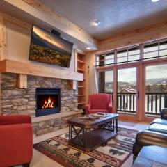 Palisades Lodge Suite 206