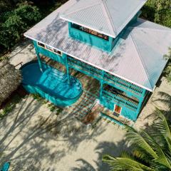 Toucan Dance Villa - 3BR Beachfront wPool Ocean Views