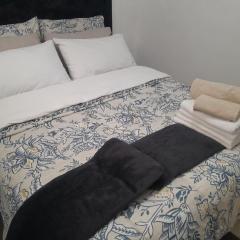 Sunlit Retreat Constantia Kloof