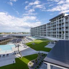 Amazing Top Floor Condo at Topsider Resort Community