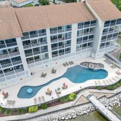 Experience Lakeside Living at Its Finest: Stunning Views and Prime Location!