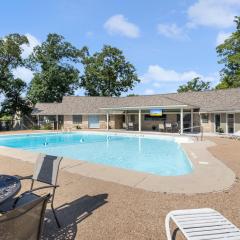 Central Location, Unlimited Indoor & Outdoor Fun