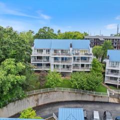 Cozy Pet-Friendly Condo w/ Pool