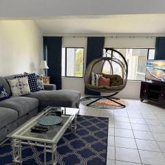 Rooftop Vibes – 2BR Loft in Tamarind on Manasota