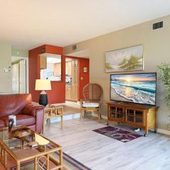 Bayside 2BR – Walk-Out Patio by Heated Pool