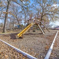 Spacious Pet-Friendly Lakeview Condo w/ Boat Slip & Pools