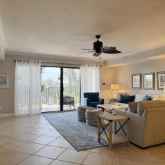 The Palms – 3BR Condo with Balcony & Pool