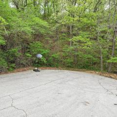 Huge! Sleeps 30-Kayaks, Pedal Boat & Paddle Boards