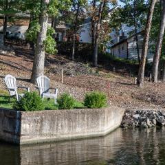 Ideal Cove with Amazing Dock, Kayaks & Fire Pit