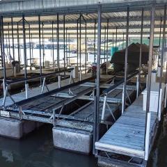 Lakeview Condo, Boat & PWC Slips, Pool, Tennis, Family Friendly