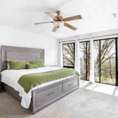 Treetop Vibes on Horseshoe Bend