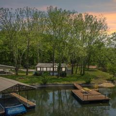 New! 2 Homes-Firepit, Hot Tub, Huge Yard and Dock