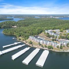 Lakefront Osage Beach Condo + Workspace w/ Pool Views