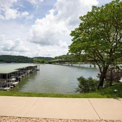 Steps to Water, Serene View, Updated Condo Family Fun w/ 3 Pools in Camdenton