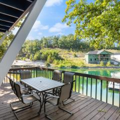 Walk to The Strip! Great Cove Water for Lake Fun