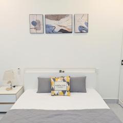 Cozy House Near Airport 1