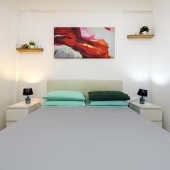 Lotus - Appartamento sul Mare a Ostia con Giardino Relax